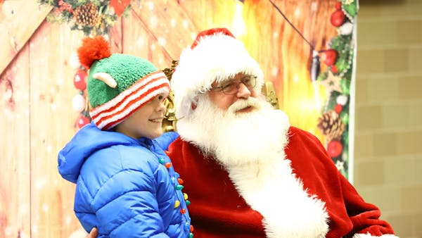 Peanuts- A Christmas Celebration